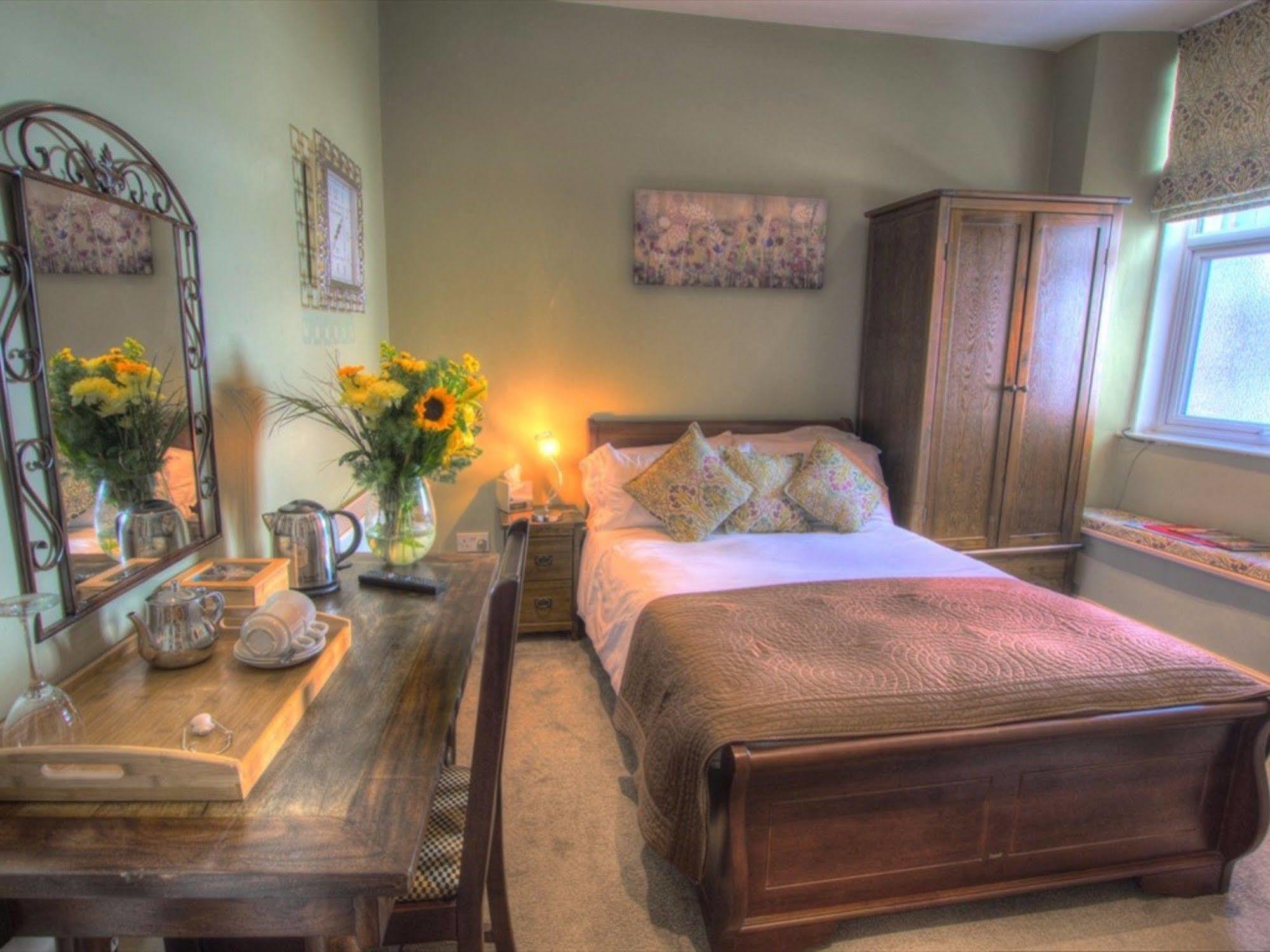 Dunster Castle Hotel Екстериор снимка